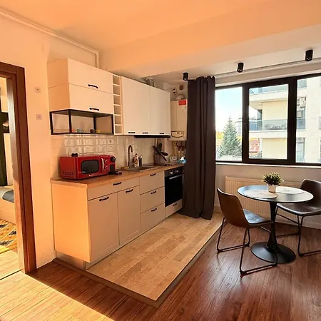 Apartmán Cozy With Self Check-in Near Promenada Mall And Verdi Park *