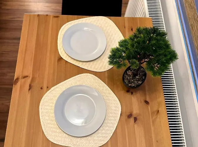 Cozy With Self Check-in Near Promenada Mall And Verdi Park Apartmán