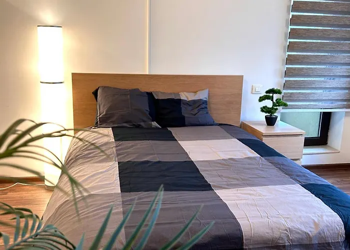 Cozy With Self Check-in Near Promenada Mall And Verdi Park *