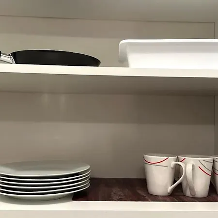 Cozy With Self Check-in Near Promenada Mall And Verdi Park Διαμέρισμα