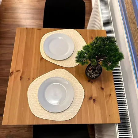 Cozy With Self Check-in Near Promenada Mall And Verdi Park Apartment