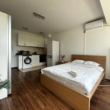 Cozy With Self Check-in Near Promenada Mall And Verdi Park *