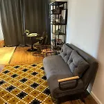 Cozy With Self Check-in Near Promenada Mall And Verdi Park アパート ブカレスト