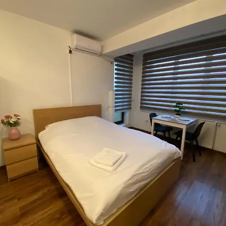 Cozy With Self Check-in Near Promenada Mall And Verdi Park בוקרשט