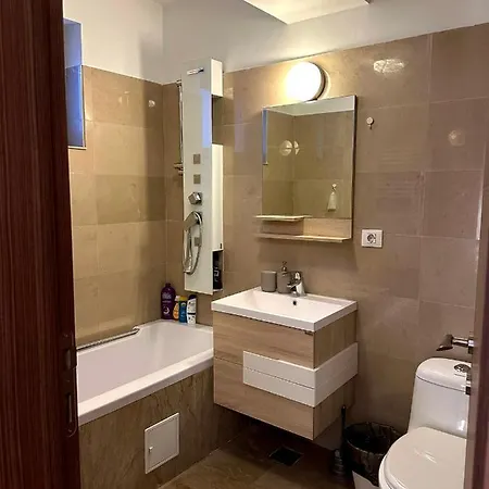 Apartment Cozy With Self Check-in Near Promenada Mall And Verdi Park Bucharest